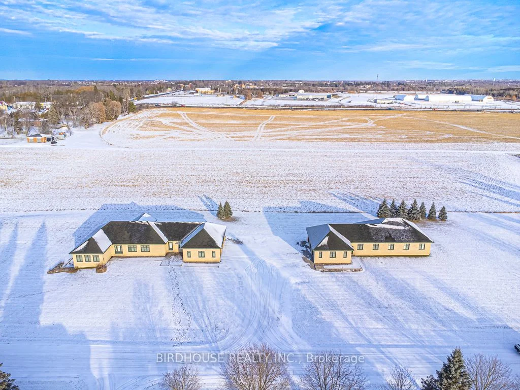 15 Colonial Street, Kawartha Lakes, On K9v 0j9