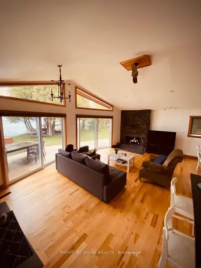 5614 County Rd 1 Road, Prince Edward County, On K0k 1t0