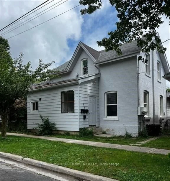 153 Albion Street 3, Brantford, On N3t 3m8