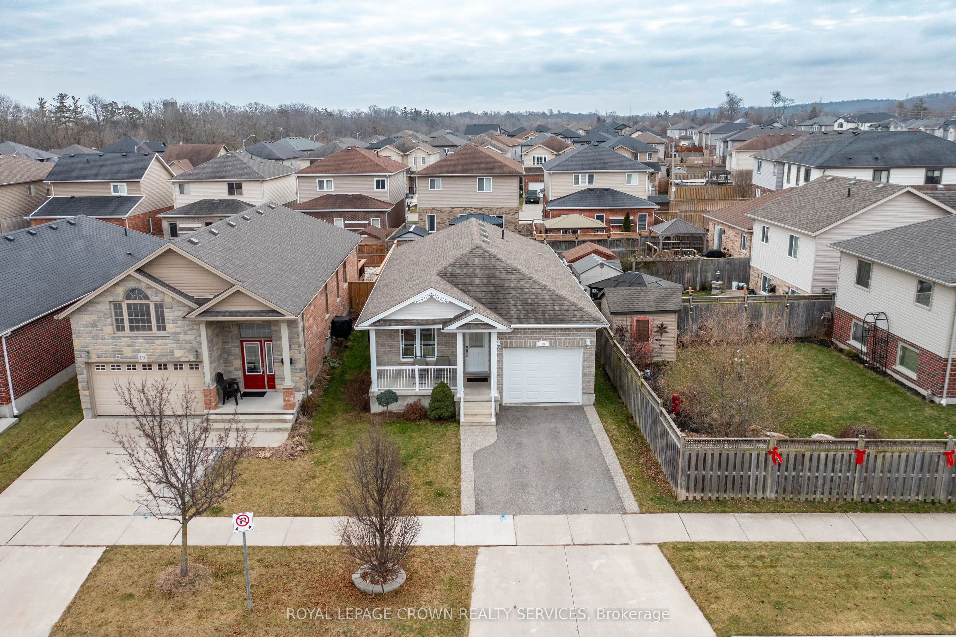 19 Lockwood Street, Cambridge, On N1p 0a5