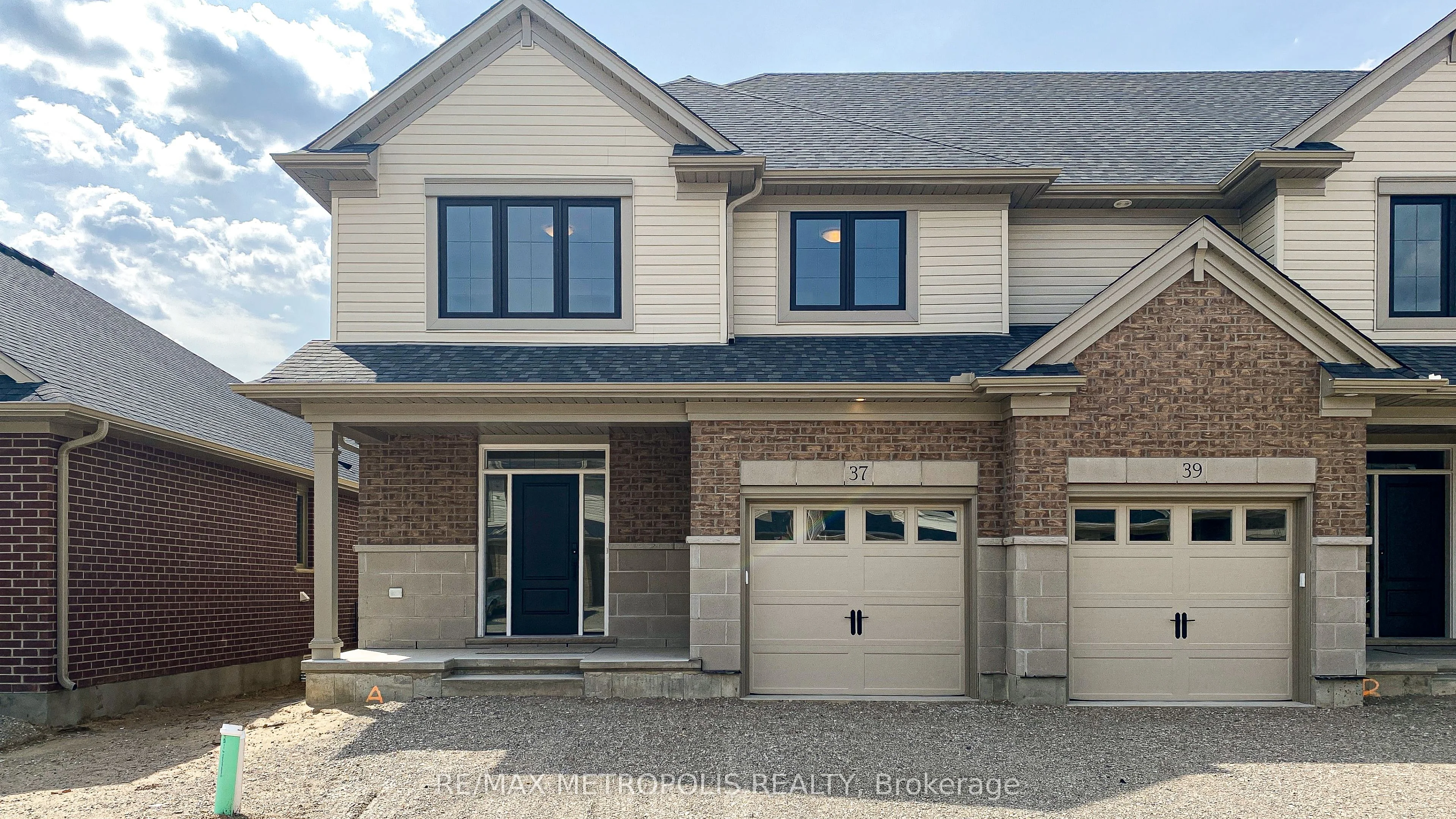 37 Keba Crescent, Tillsonburg, On N4g 0k7