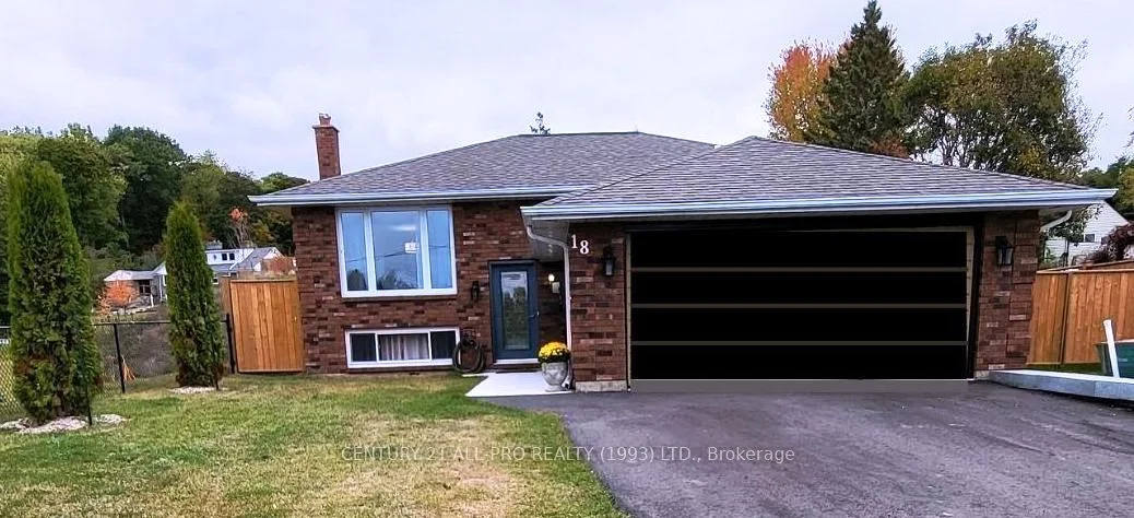 18 Alexander Street, Port Hope, On L1a 1b2