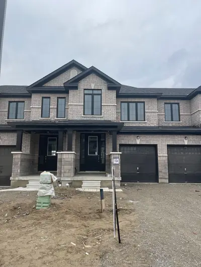 101 Corley Street, Kawartha Lakes, On K9v 6c2