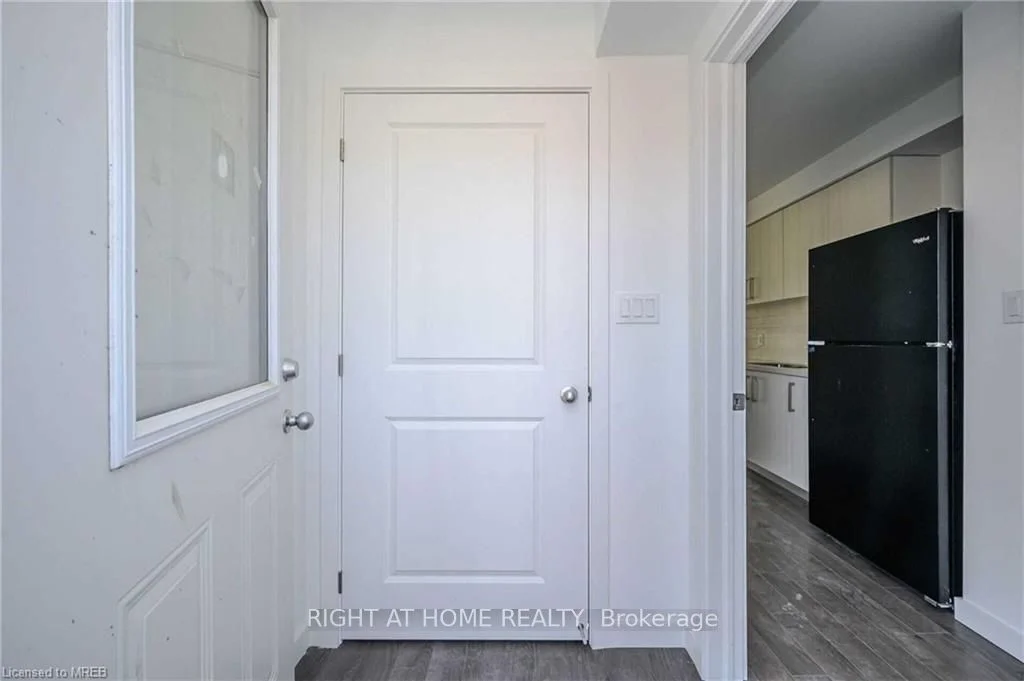 392 Alberta Street E, Welland, On L3b 0k5