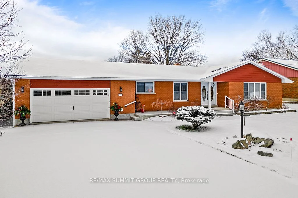 120 Queen Street, Grey Highlands, On N0c 1h0