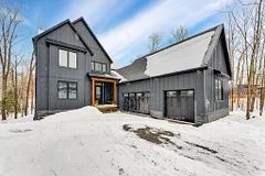 39 Glen Eagle Court, Huntsville, ON P1H 1B1