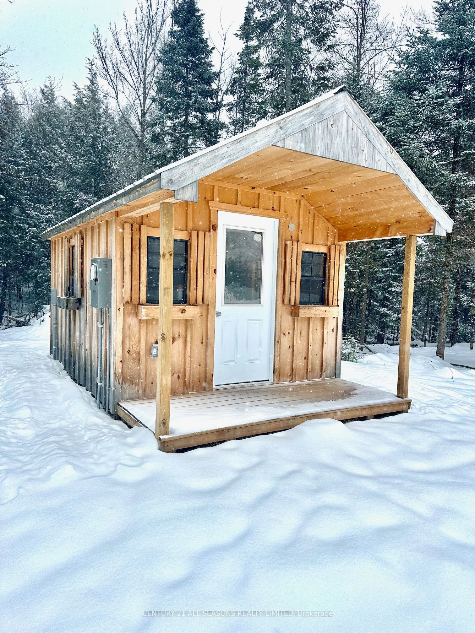 27300 28 Highway, Highlands East, On, K0l 1m0
