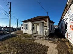 220 Hamilton Road Front, London East, On N5z 1r1