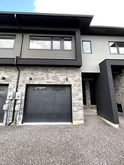 1056 Hansler Road, Welland, On L3c 7m5