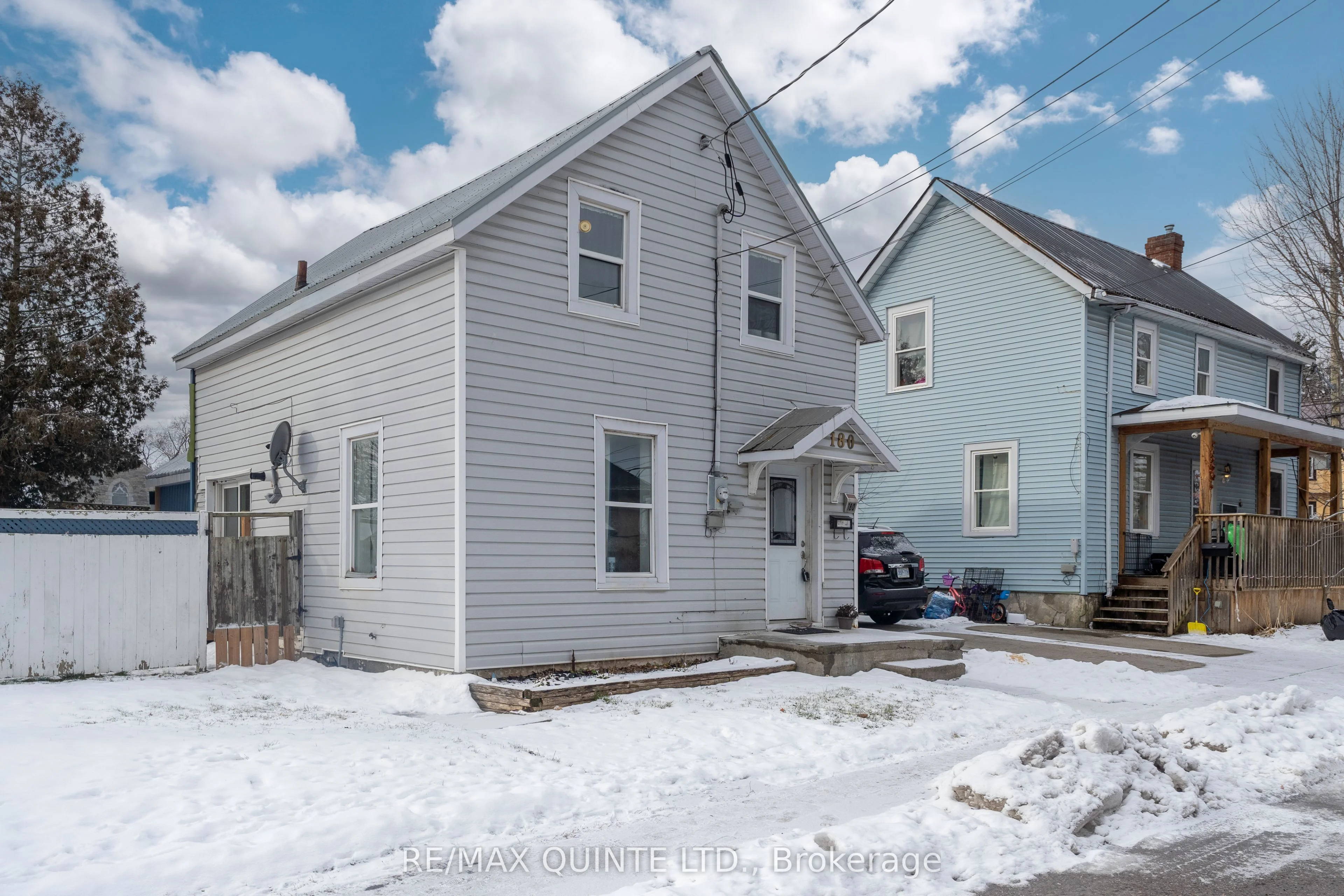 180 Robert Street, Greater Napanee, On K7r 2m7