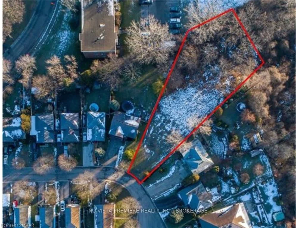 63 Cleveland Place, London South, On N5z 4t5