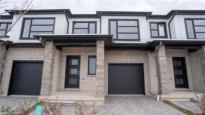 2700 Buroak Drive 77, London North, On N6g 5b6