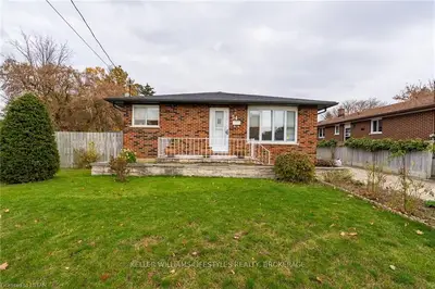 54 Braesyde Avenue, London East, On N5w 5l8