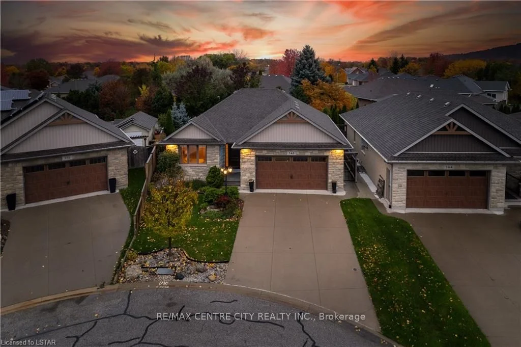 348 Graham Coughtry Court, Sarnia, On N7w 0a8