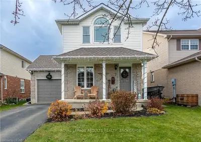 7 Tulip Drive, Tillsonburg, On N4g 5s6