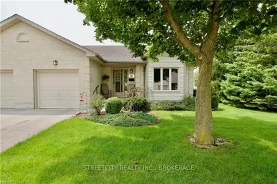 99 EDGEVALLEY Road 40, London East, ON N5Y 5N1