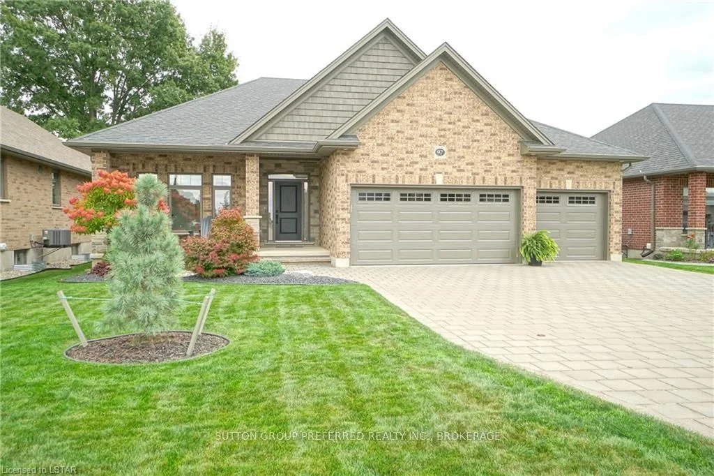 97 Collins Way, Strathroy-caradoc, On N7g 3h3