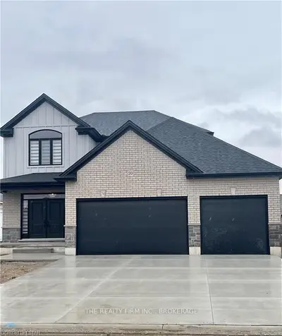 20 Kelly Drive, Zorra, On N0m 2m0