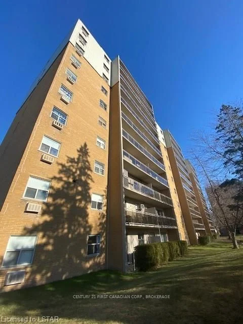 931 Wonderland Road S 1011, London South, On N6k 2x6