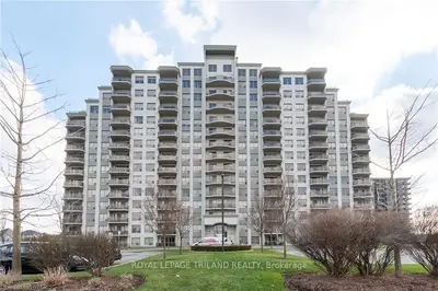 1030 Coronation Drive 302, London North, On N6g 0g5