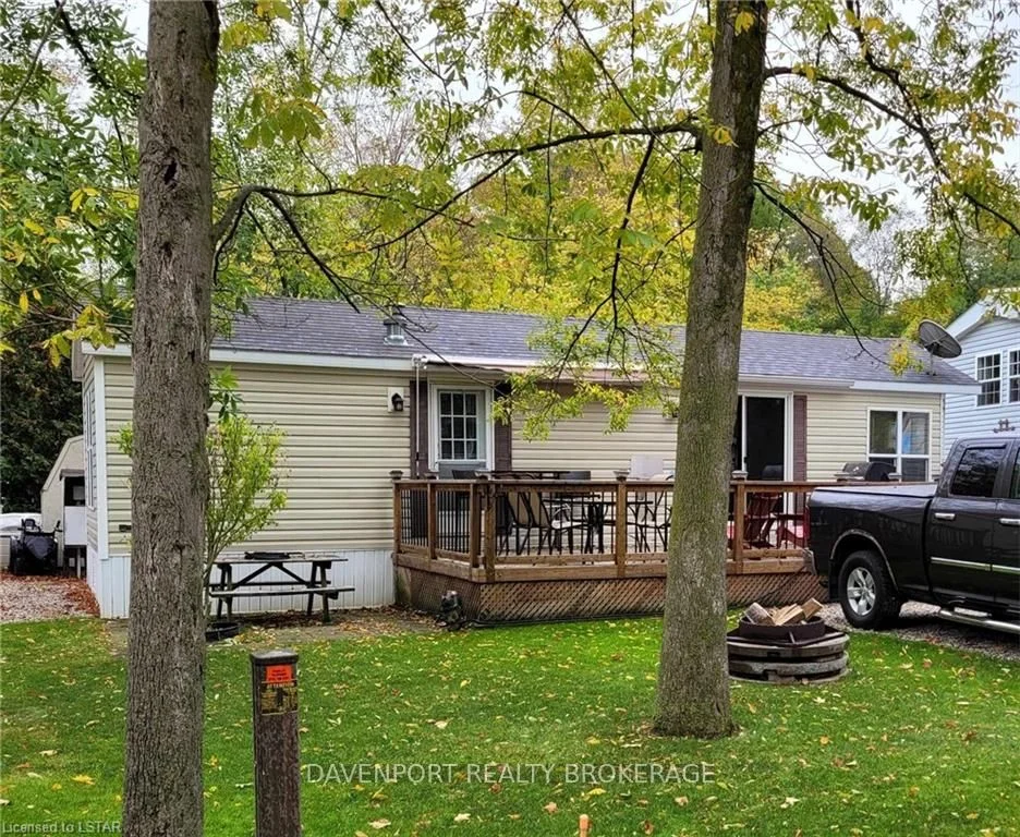 4895 LAKESHORE Road A41, Plympton-Wyoming, ON N0N 1J6