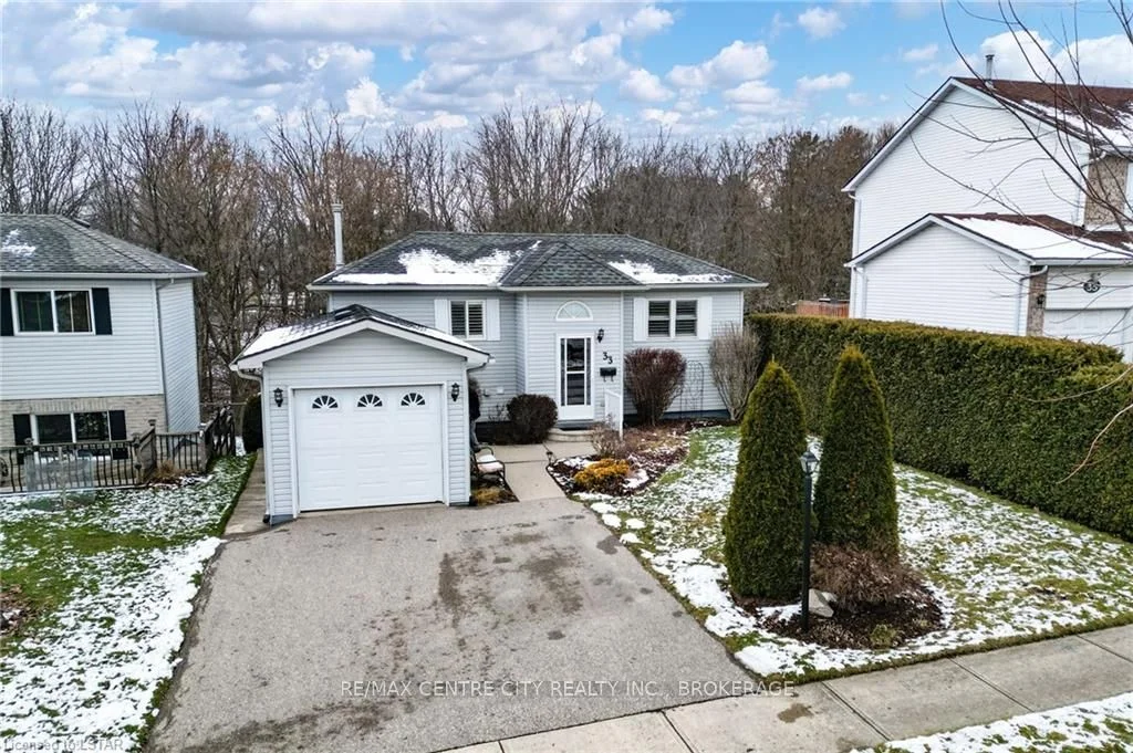 33 Pebble Beach Court, Woodstock, On N4s 8x2