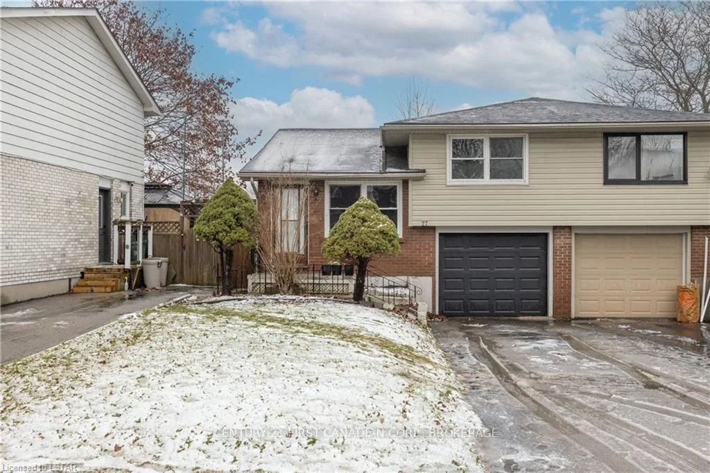 27 VINCENT Crescent, London South, ON N6C 4X9