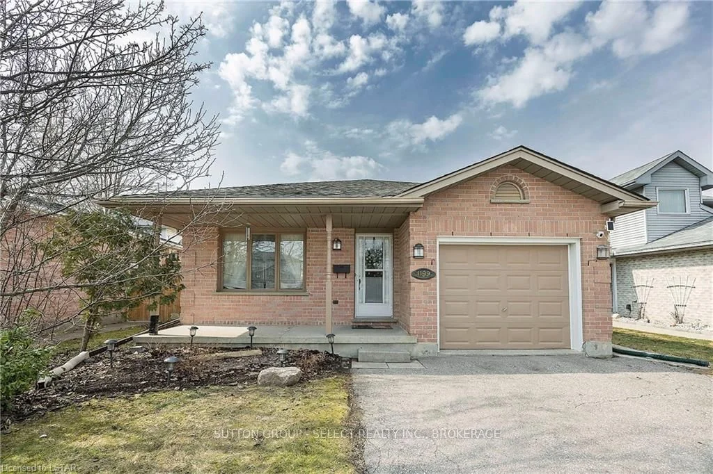 1199 ALDERSBROOK Road, London North, ON N6G 4T3