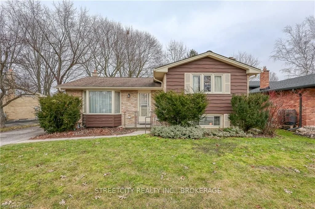 797 Grenfell Drive, London North, On N5x 2c4