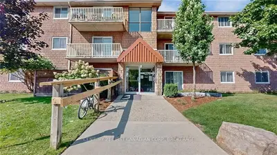 1590 ERNEST Avenue 204, London South, ON N6E 2V4