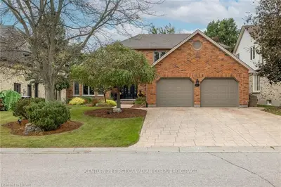 449 GRANGEOVER Avenue, London North, ON N6G 4K8