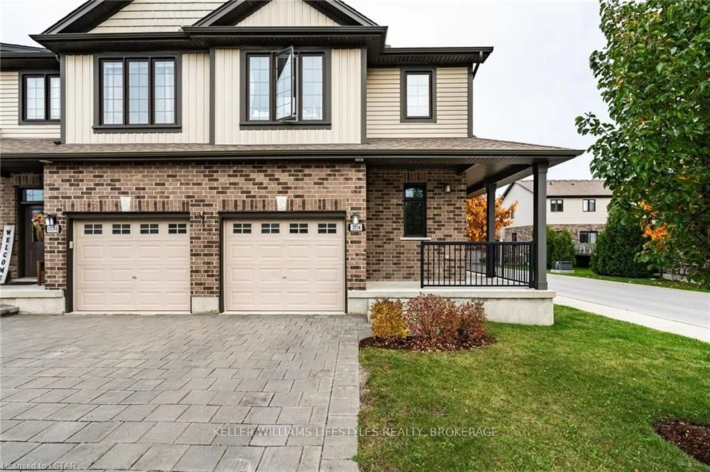 1034 OAKCROSSING Gate, London North, ON N6H 0E9