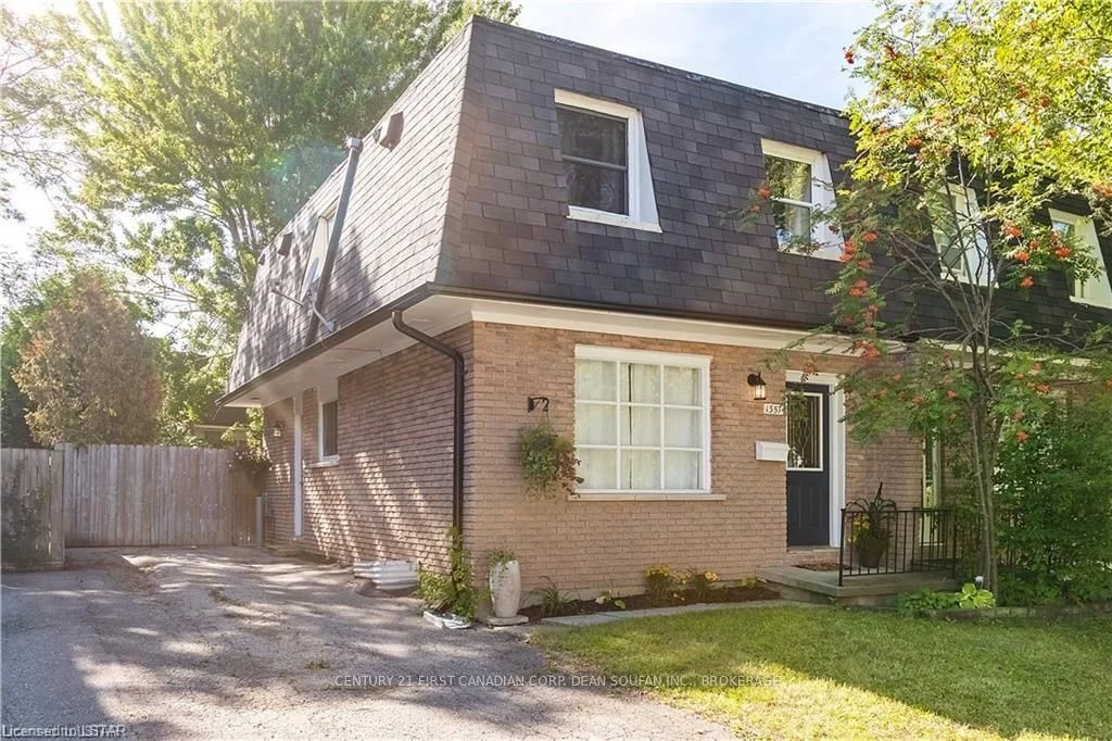 1357 LIMBERLOST Road, London North, ON N6G 2W4
