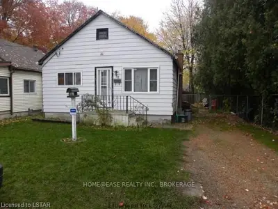 32 Arthur Street, Woodstock, On N4s 4l7
