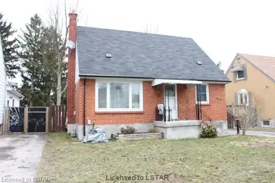 10 Cornish Street, London East, On N5w 4m1