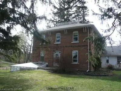 23088 Christina Road, Strathroy-caradoc, On N0l 1w0