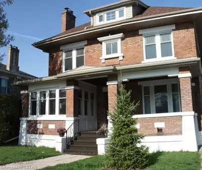 72 Wellington, Woodstock, On, N4s 6p8