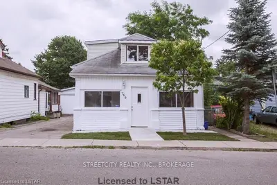760 Peel Street, Woodstock, On N4s 1l7