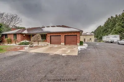 7718 Inadale, Strathroy-caradoc, On, N0l 1w0