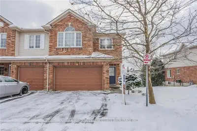 320 AMBLESIDE Drive 93, London North, ON N6G 5J6