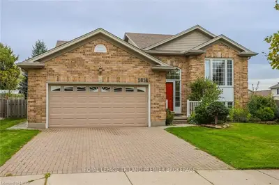 1814 FAIRCLOTH Road, London North, ON N6G 5E9