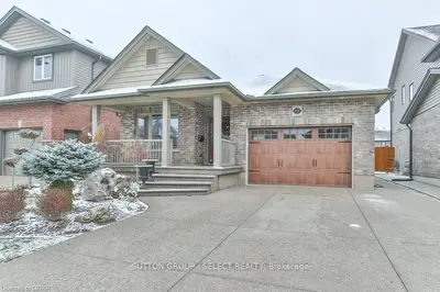 255 Dieppe Drive, Woodstock, On N4t 0g1
