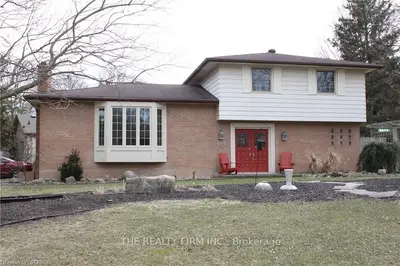 764 HAIGHTON Road, London South, ON N6K 1B5