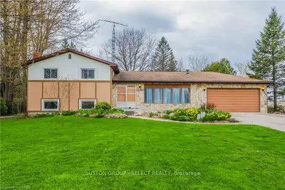2350 HYDE PARK Road, London North, ON N6H 5K2