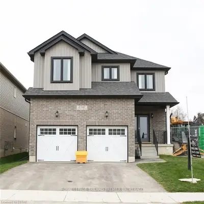 2747 Oriole Drive, London South, On N6m 1e7