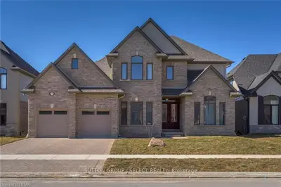 2361 TORREY PINES Way, London North, ON N6G 0N9