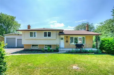68 DOWNING Crescent, London South, ON N6C 3C8
