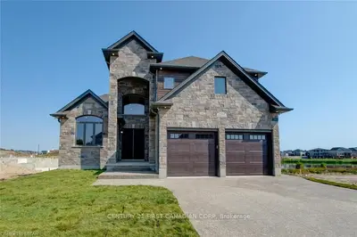 1541 MEDWAY PARK Drive, London North, ON N6G 0P2