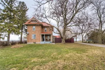 32826 Richmond Street, Lucan Biddulph, On N0m 2j0