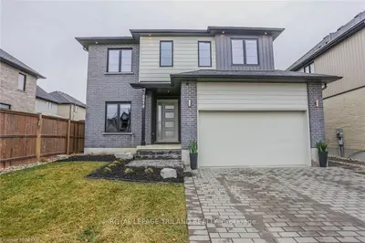 3216 TILLMANN Road, London South, ON N6P 0C3
